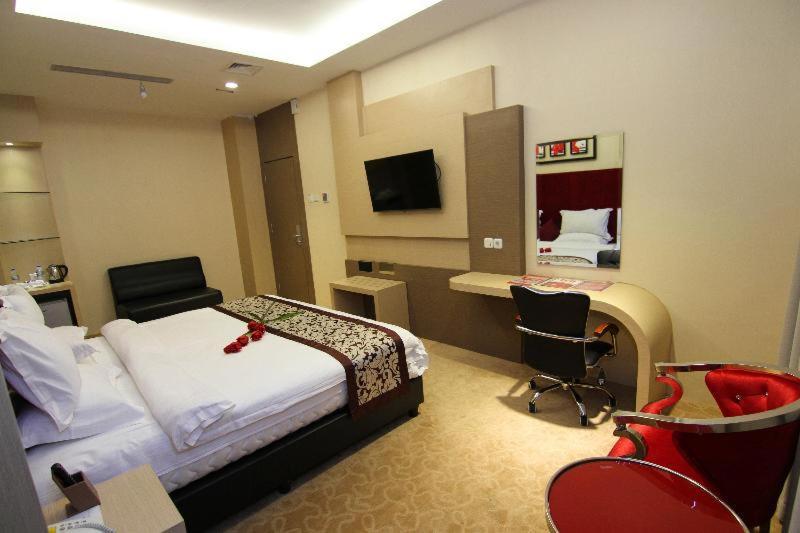 Batam City Hotel Nagoya Pokoj fotografie